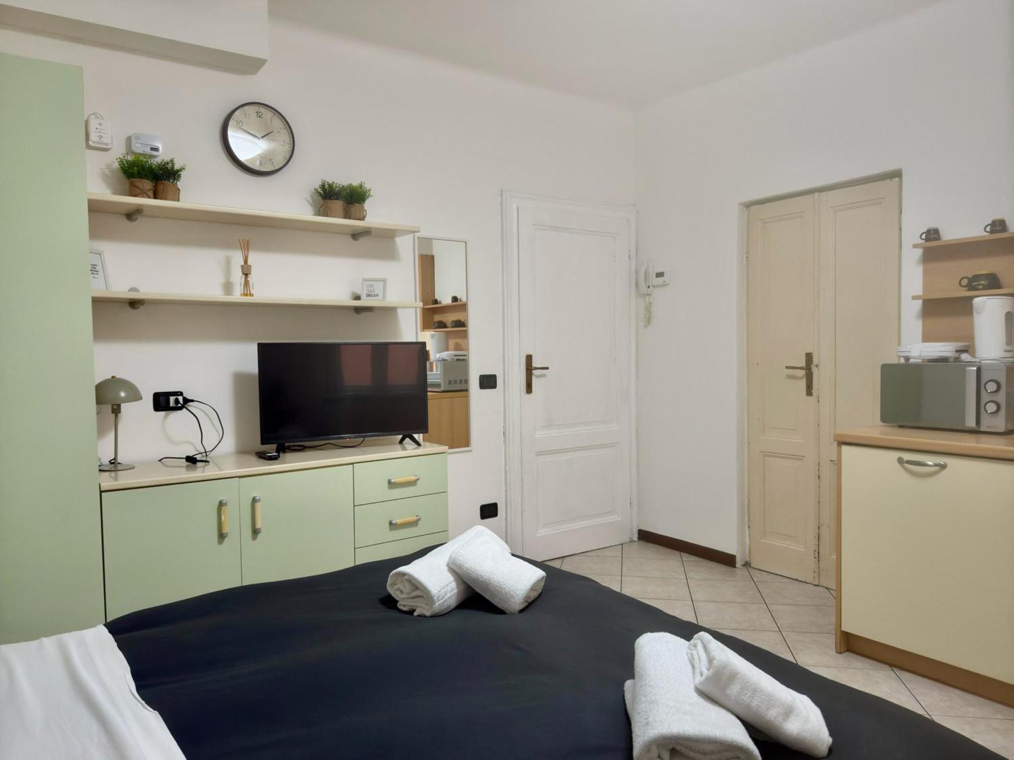 Roncati 7 Center Town Studio Apartments Bellagio Luaran gambar